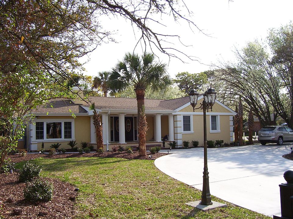 2nd image of 5900 Longleaf Dr