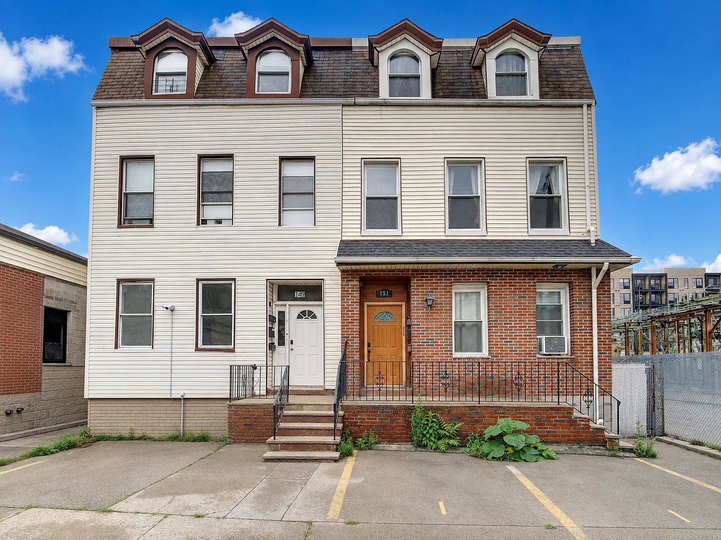 2 bed, $2,400 — Photo 2