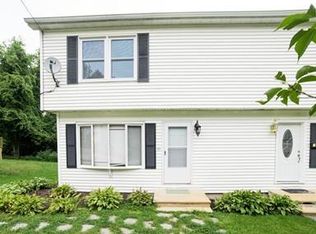 8-B Paris Ave, Worcester, MA 01603