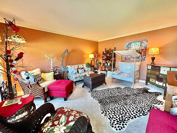 4th image of 1638 Chapel Ln