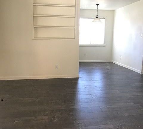 3rd image of 4443 Kansas St APT 1