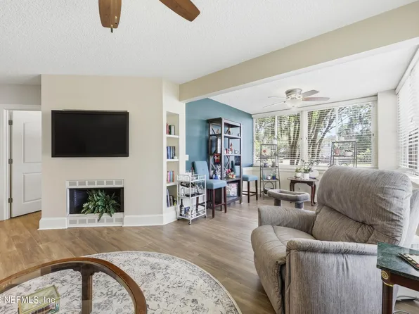 1800 THE GREENS Way #1603, Jacksonville Beach, FL 32250