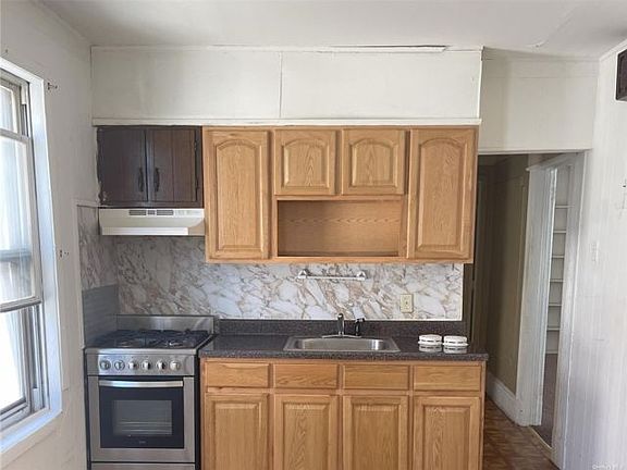 3rd image of 103-18 123rd St Floor 2