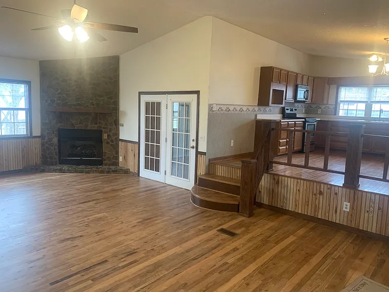 227 Berry Ridge Rd — Photo 16