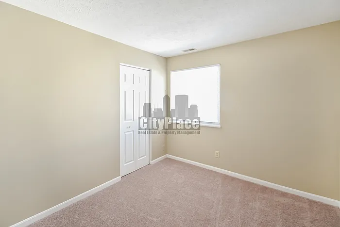 47 Meadow Ct W — Photo 16