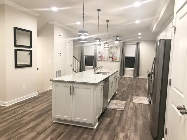 277 Willis St, Fredericksburg, VA 22401