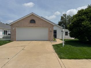 326 Brown Ct, Chesterton, IN 46304