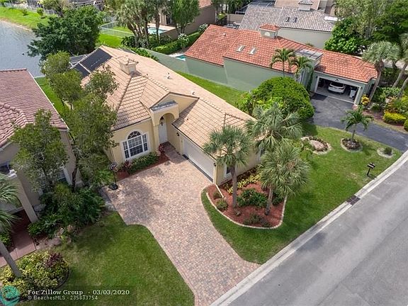 3rd image of 6810 NW 75th Pl
