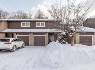 2301 Cavendish Dr #44, Burlington, ON L7P 3M3