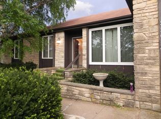 2205 Stone Post Rd, Manhattan, KS 66502