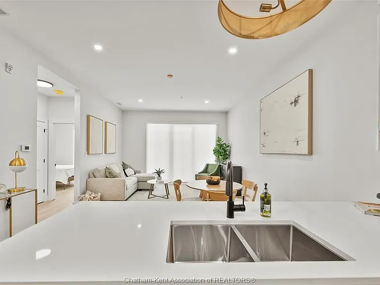 364 Grand Ave E #305 — Photo 16