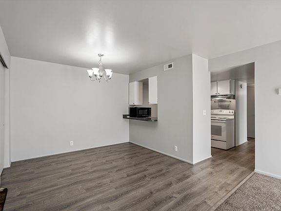 5th image of 2656 W 5625 S