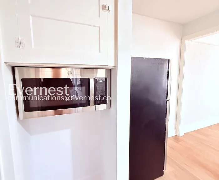 3824 Tyler St #3 — Photo 6