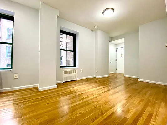 Rented by City & Suburban | media 4