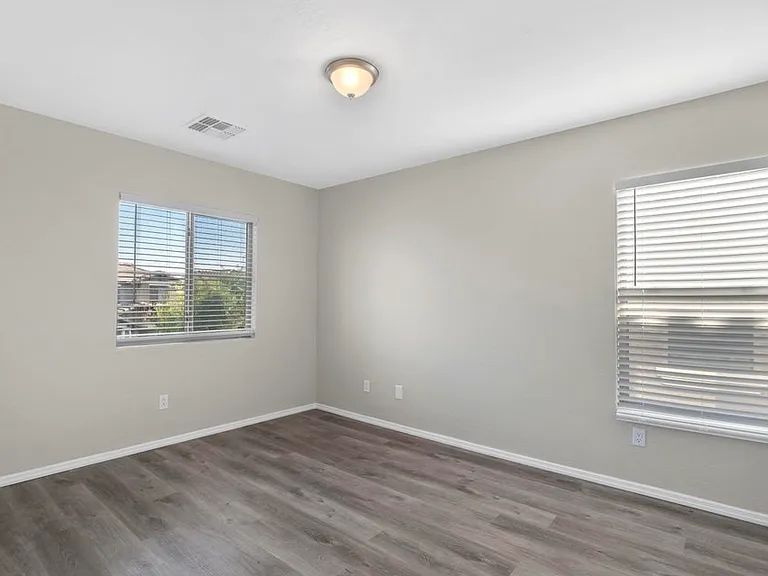 4042 W Valley View Dr — Photo 28