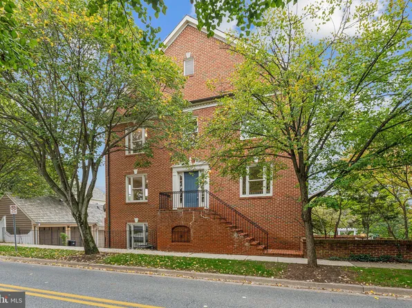 309 Ridgepoint Pl, Gaithersburg, MD 20878