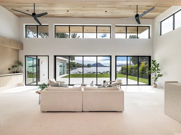 344 Wailupe Cir, Honolulu, HI 96821