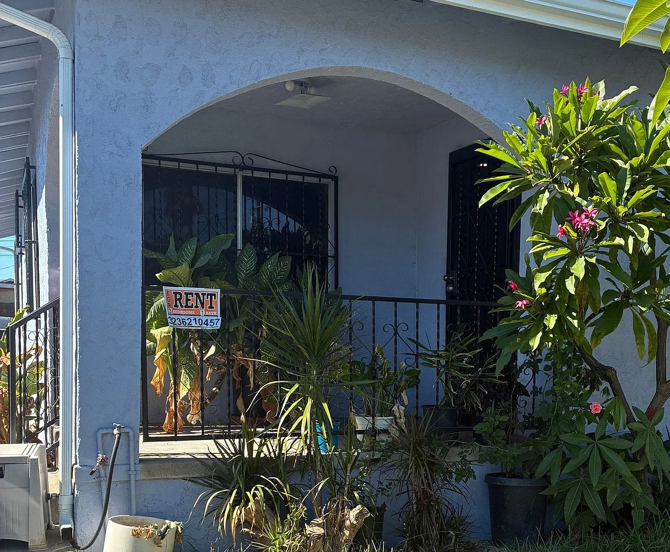 3 bedroom just right — Photo 2