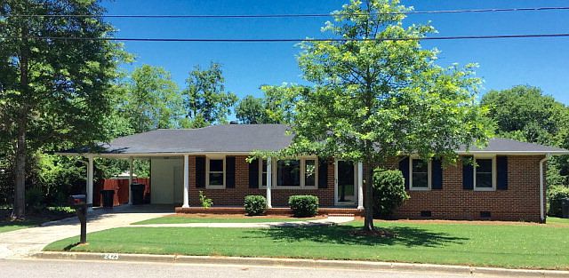 1st image of 2423 Ponderosa Dr