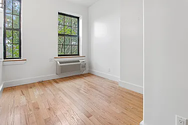 Rented by Safdie Realty Group