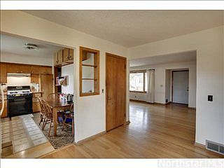 5th image of 1620 Gardena Ave NE
