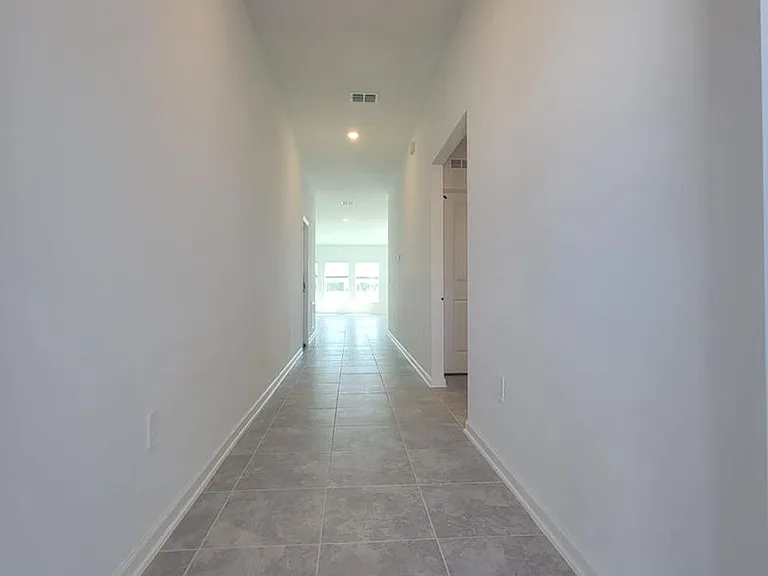 5004 Worchester Dr — Photo 3