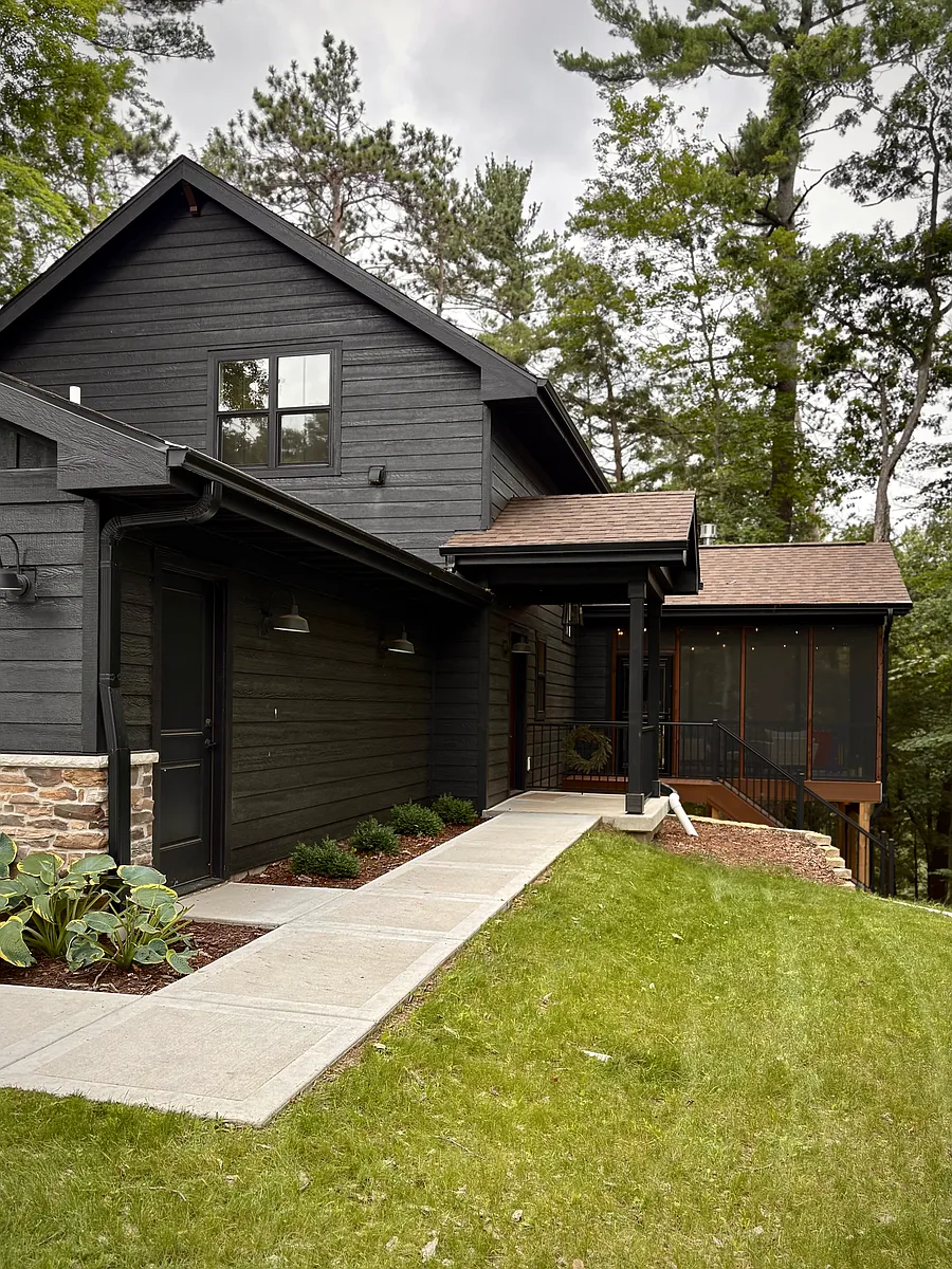 Building Photo - 283 Alcan Dr