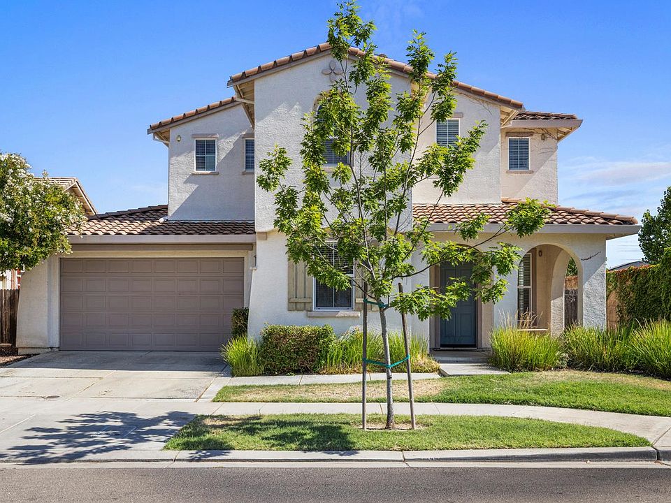 1st image of 2391 Gabriel Dr