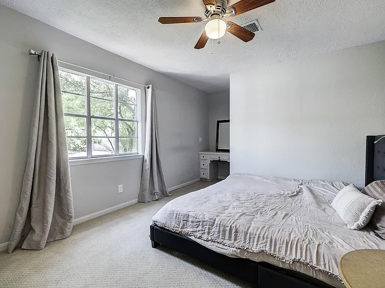 302 Houghton Rd — Photo 20