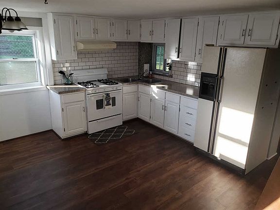 5th image of 1305 Mesker Park Dr