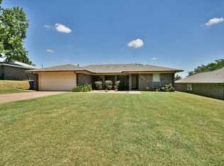 803 Columbus Pl, Duncan, OK 73533