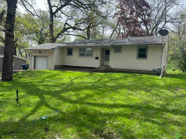 505 9th St, Spirit Lake, IA 51360