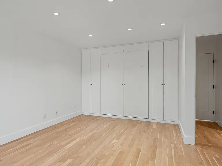 311 Grandview Ave — Photo 64