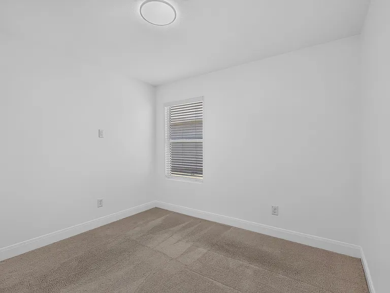 3525 Flicker Ln — Photo 28