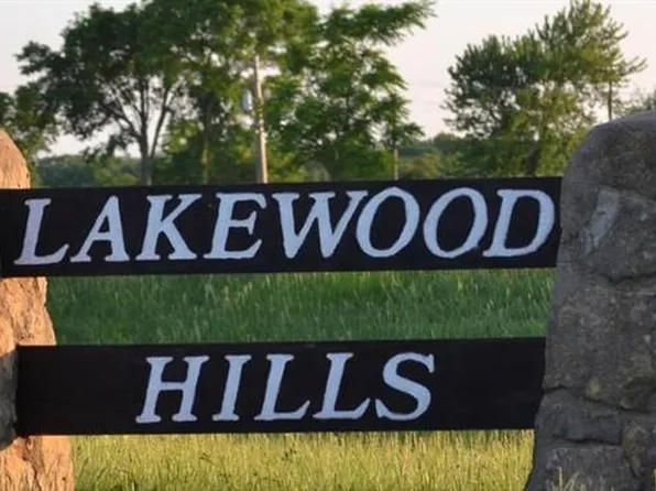 9322 E Lakeshore Dr, Ozawkie, KS 66070