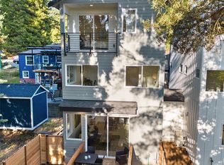 11533 38th Ave NE, Seattle, WA 98125