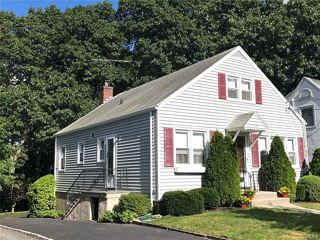 1st image of 12 Daniels Pl