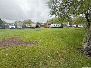 787 Hartney Ave, Weyburn, SK S4H1E4