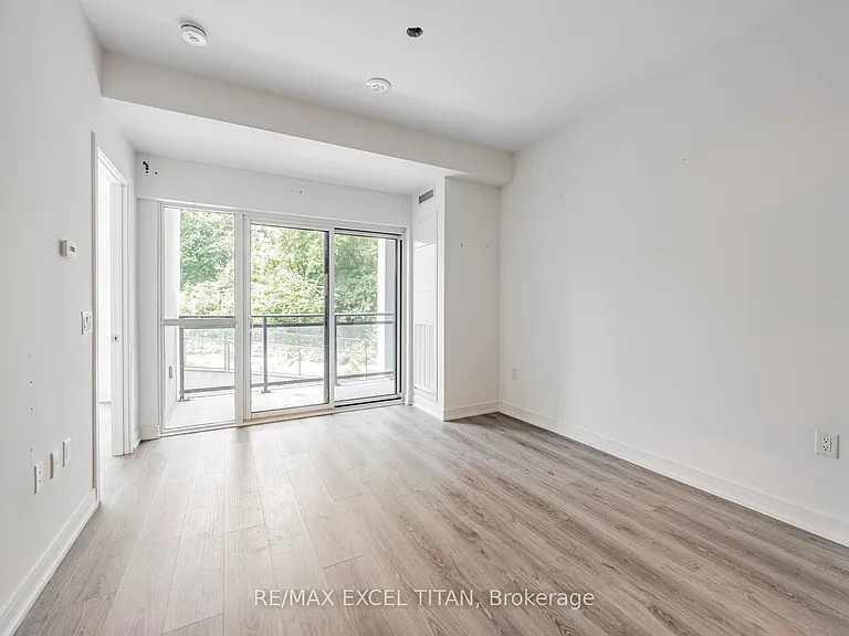 25 Neighbourhood Ln #205 — Photo 7