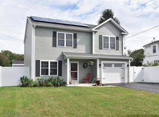 308 Warwick Neck Ave, Warwick, RI 02889
