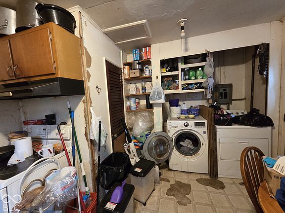 6th image of 2258 N Goodlet Ave