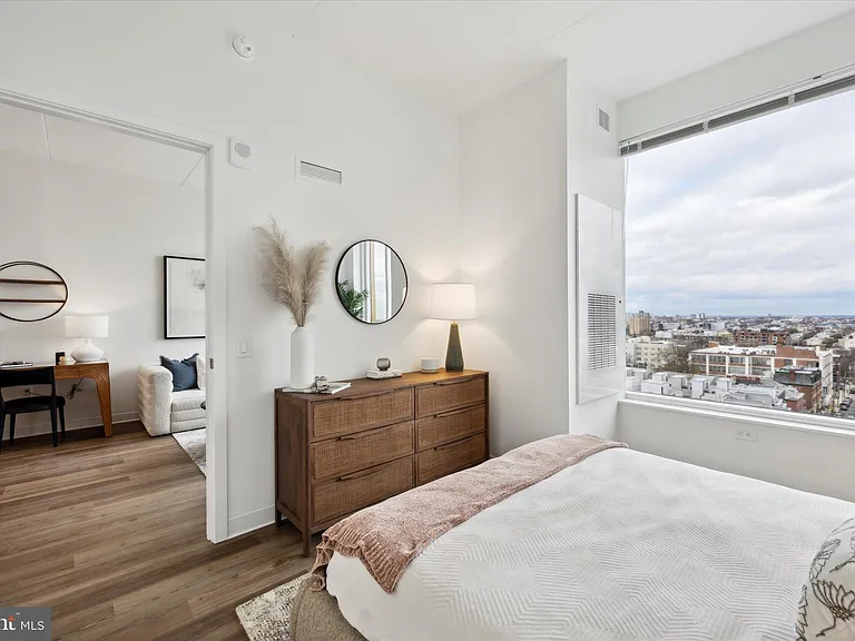 569 N 5th St #830 — Photo 8