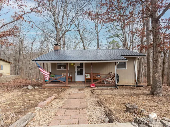 10959 Quail Dr, Sainte Genevieve, MO 63670