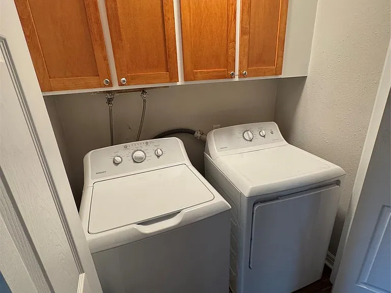 16510 Oxnard Ln — Photo 29