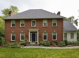 19 Country Club Dr, Northbridge, MA 01534