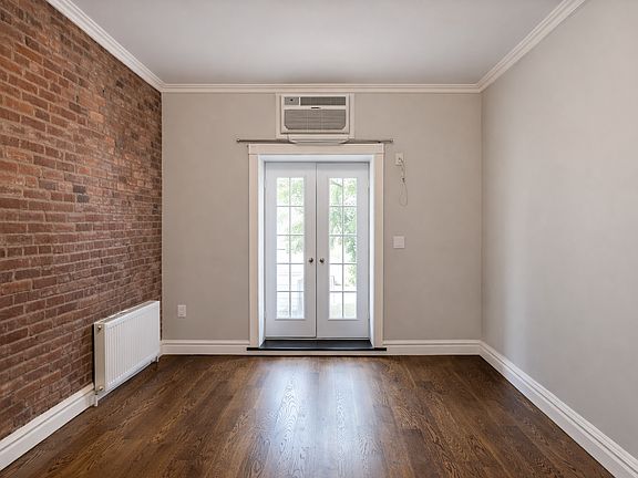 4th image of 450 W 50th St APT 3F