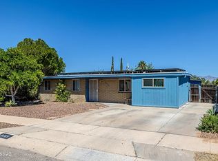 6985 E Lurlene Dr, Tucson, AZ 85730