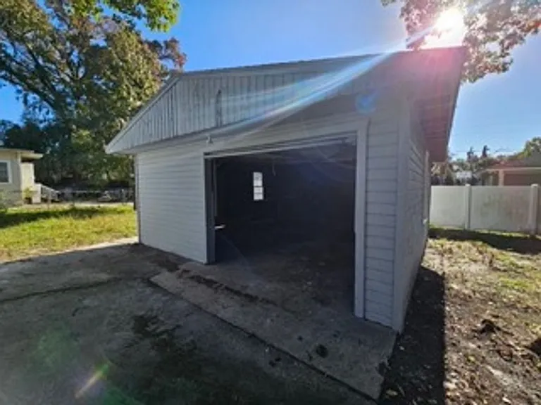 646 Escambia St — Photo 14