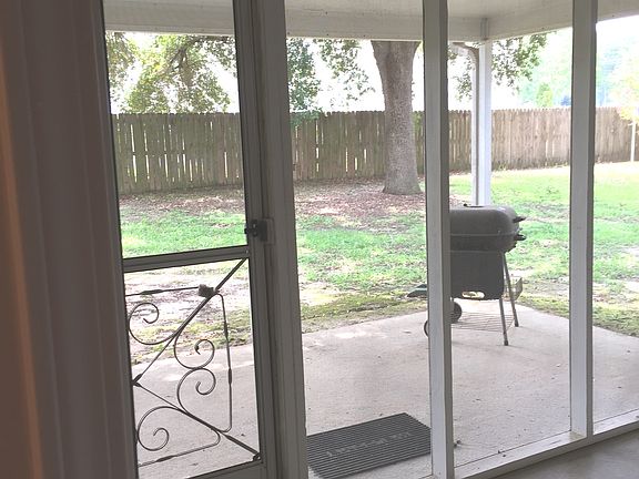 Screen Porch 