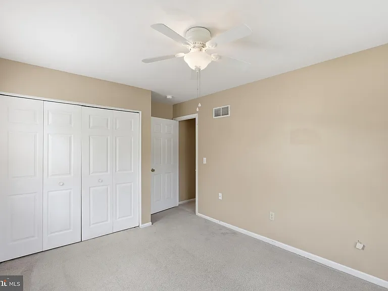 251 N Caroline Pl — Photo 30